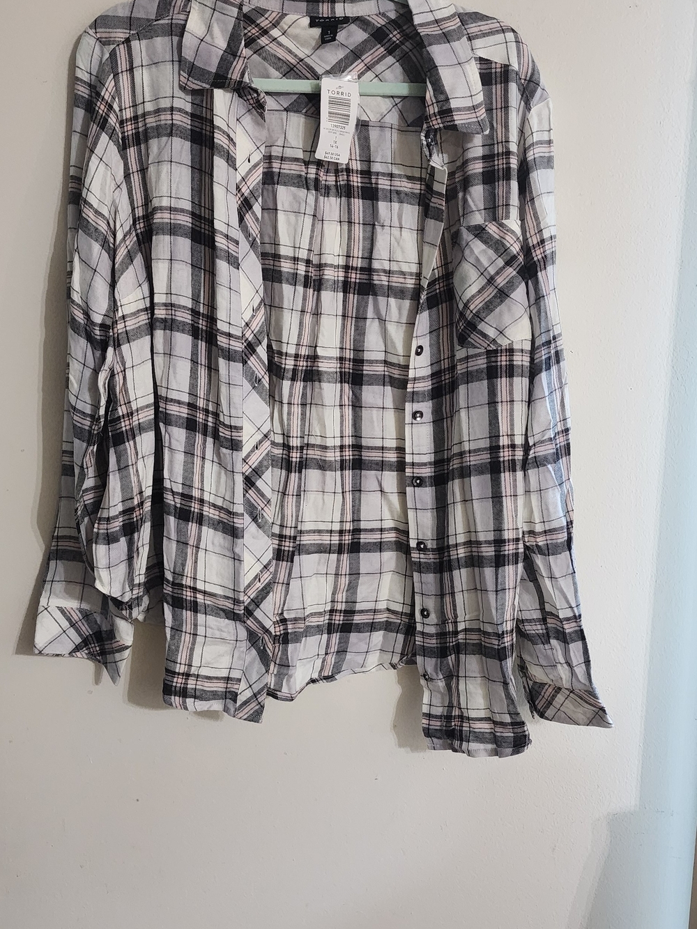 Torrid Gray Pink White Plaid Brushed Rayon Long Sleeve Button-Down Shirt Size 1